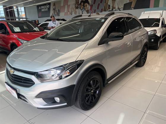 CHEVROLET ONIX 1.4 MPFI ACTIV 8V FLEX 4P AUTOMÁTICO